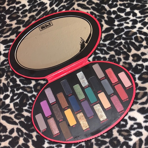 Kat Von D Fetish Palette - Picture 3 of 7